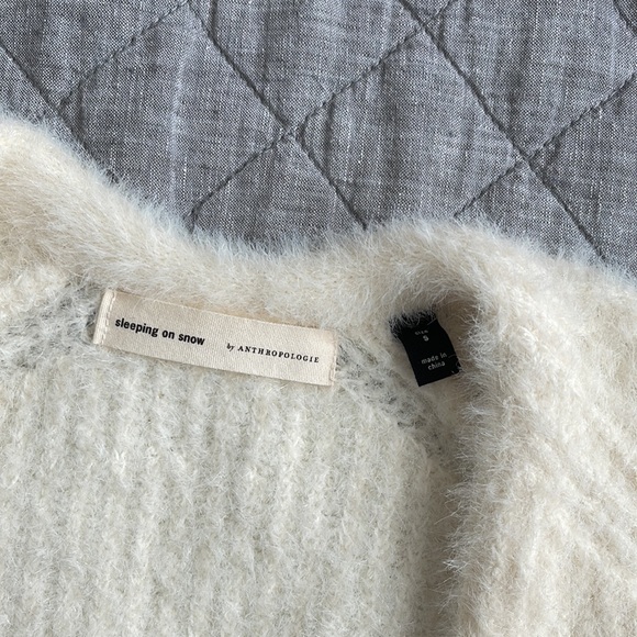 Cream furry Anthropologie Sweater Size S - Picture 2 of 2